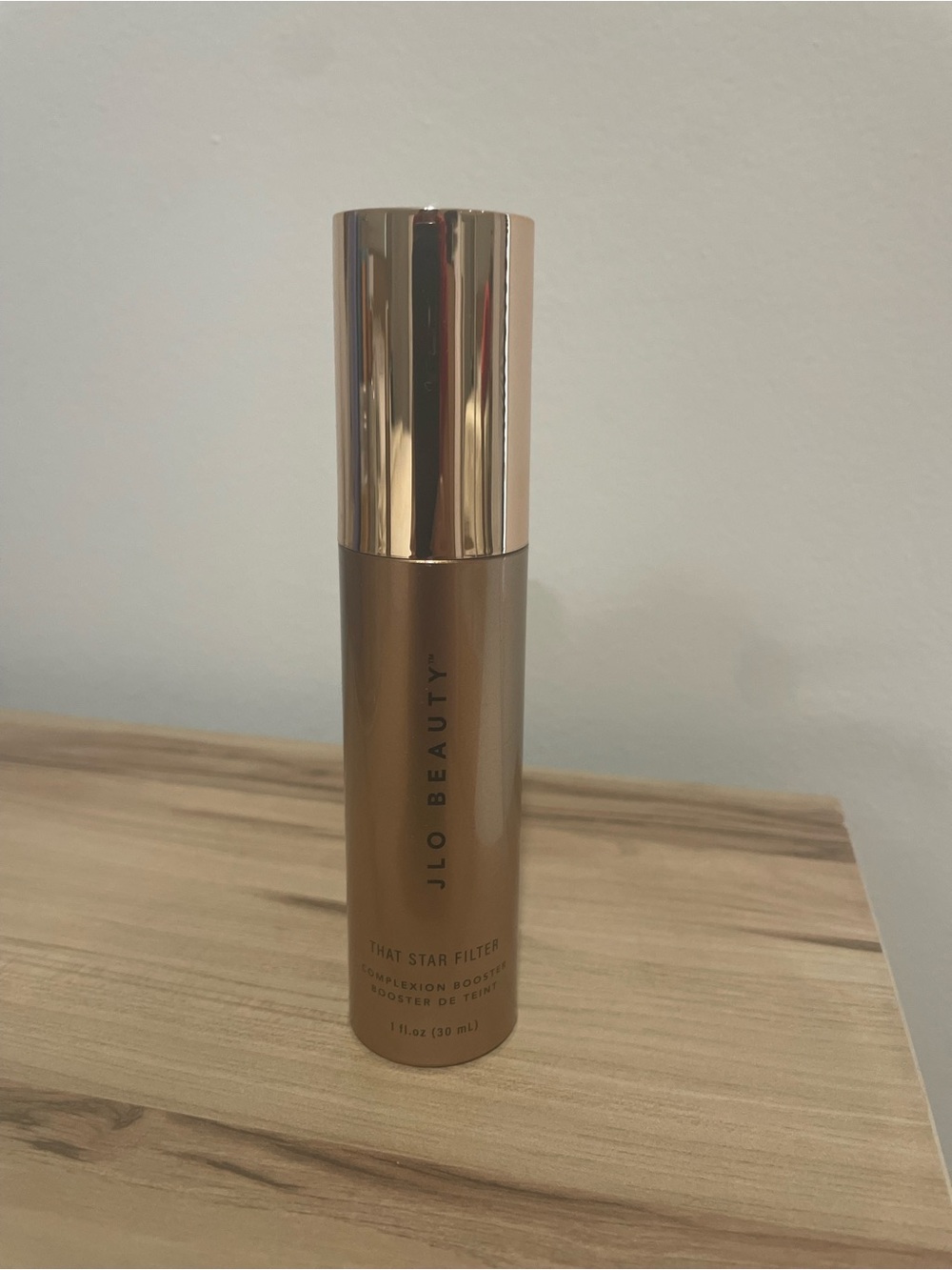 JLO Beauty Star Filter Complexion Booster — Radiant Gold Glow